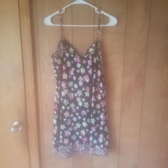 Ivy & Annabelle Women's Black Floral Nightgown Size M - Picture 4 of 4